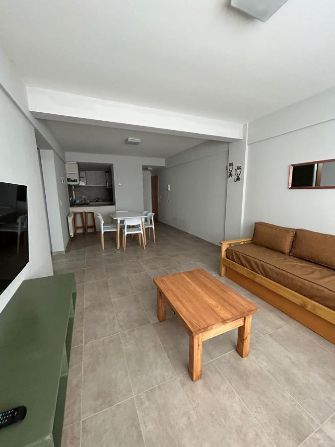 Departamento Amplio Y Comodo Cerca Del Centro Сан-Карлос-де-Барилоче Экстерьер фото