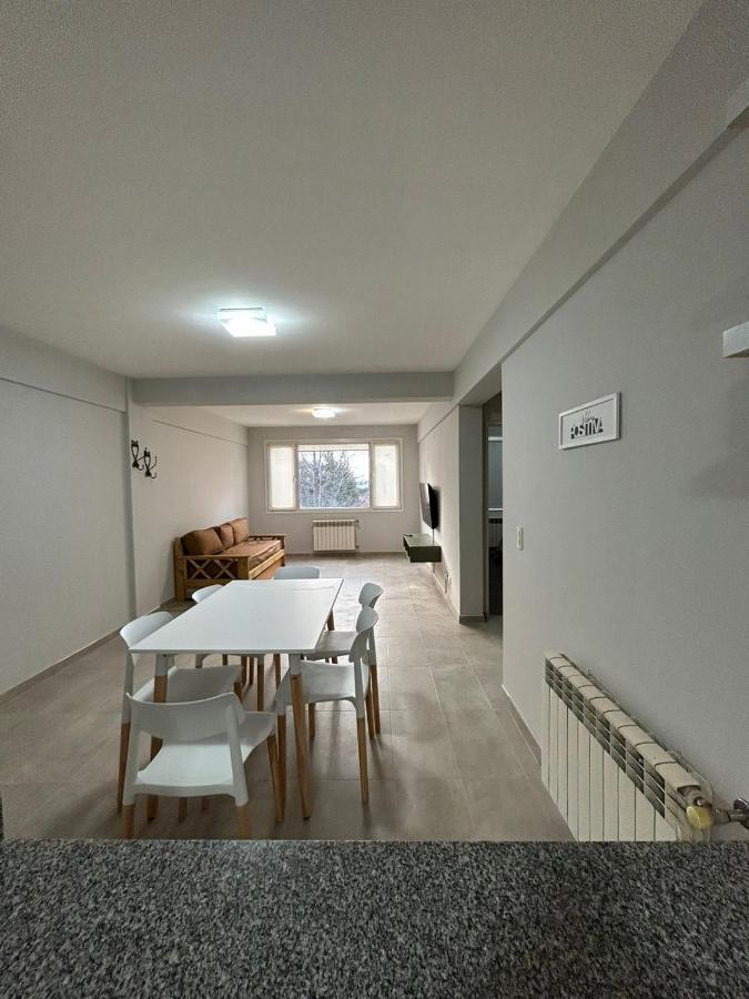 Departamento Amplio Y Comodo Cerca Del Centro Сан-Карлос-де-Барилоче Экстерьер фото